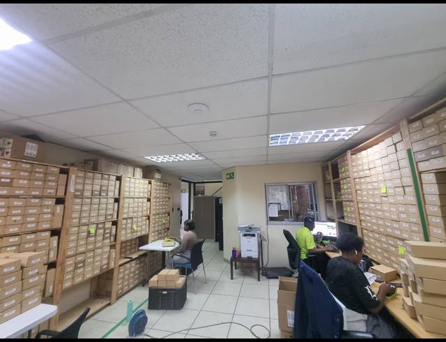 520M² WAREHOUSE TO LET IN AIRPORT INDUSTRIA